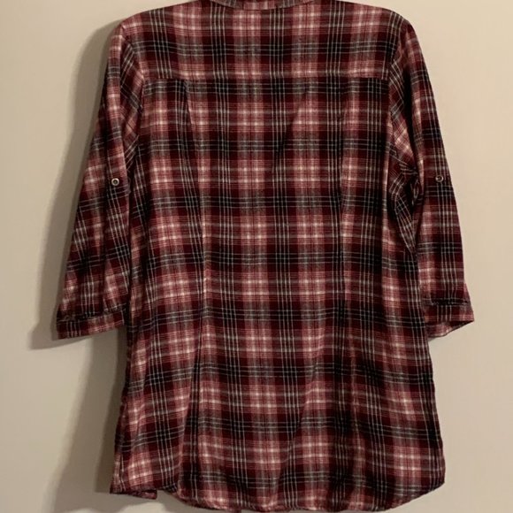 Maurices Large Roll-Tab Sleeve Button Up Shirt - Picture 11 of 13